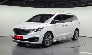 Kia Canival 9-seater Prestige 2017