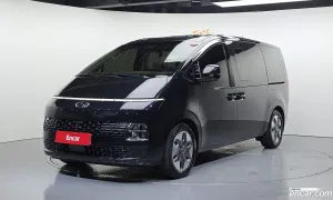 Hyundai Staria Modern Tourer 9-Seater 2021