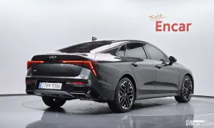 Kia K5 Signature 1.6 Turbo 2025