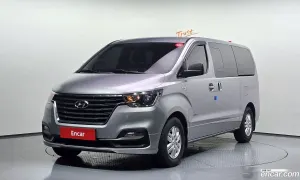 Hyundai Starex Modern Van 5-Seater 2019