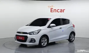 Chevroletgmdaewoo Spark Plus LT 2015