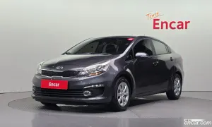 Kia Pride Trendy 4DR 1.4 MPI 2015