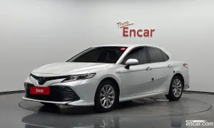 Toyota Camry 2.5 LE Hybrid 2019