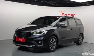 Kia Canival 9-Seater Luxury 2019