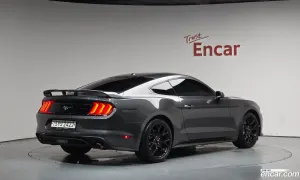 Ford Mustang Coupe 2019