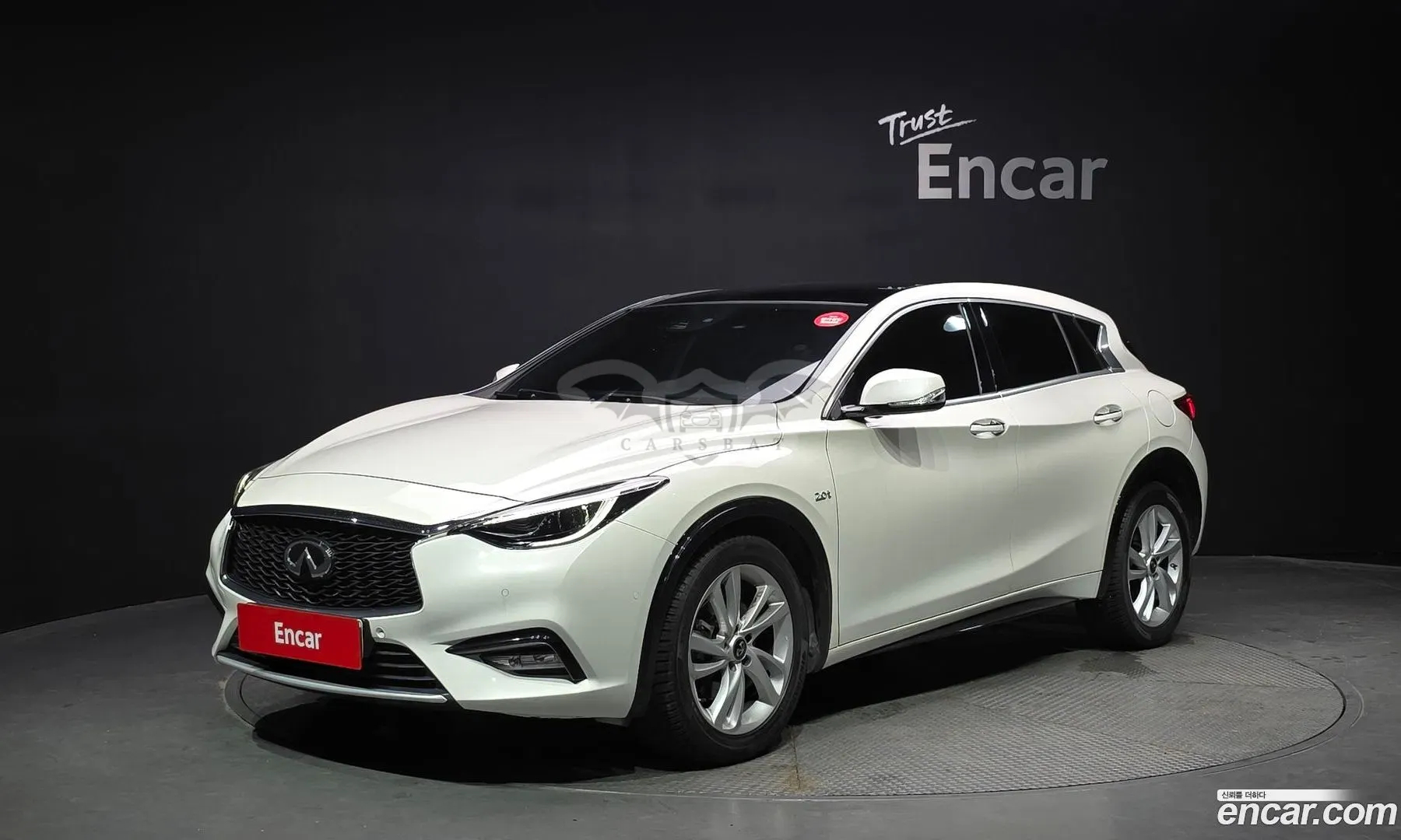 Infiniti Q30 2.0 Essential 2019