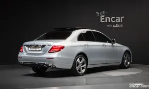 Mercedes-benz E-class E300 4MATIC Avnatgarde 2016