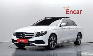 Mercedes-benz E-class E300 4MATIC Avnatgarde 2016