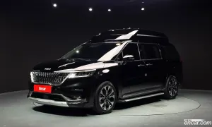 Kia Canival Signature Gasoline 9-Seater Hi-Limousine 2023