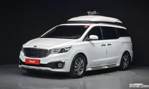 Kia Canival Prestige 9-seater Outdoor 2018