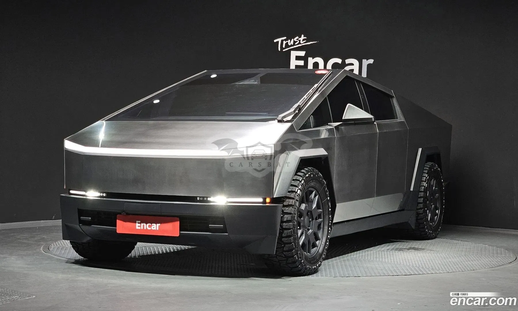 Tesla Cybertruck AWD 2024