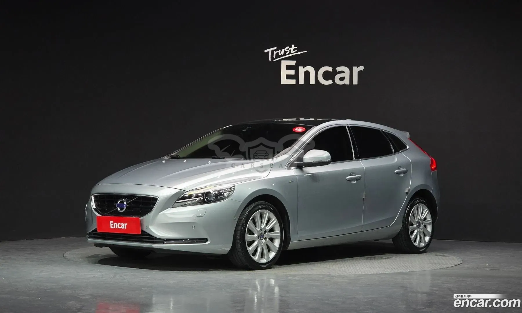 Volvo V40 2nd D3 2015