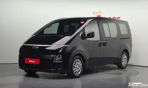 Hyundai Staria Modern Cargo 5-Seater 2023