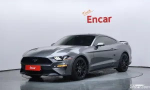 Ford Mustang Coupe 2021