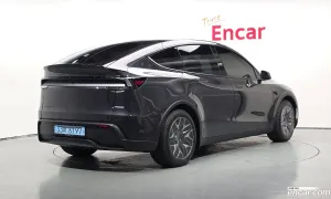 Tesla Model y L Long Range AWD 2026