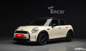 Mini Cooper Third Generation 5Door Classic 2022