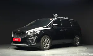 Kia Canival VIP 7-Seater Limousine 2018