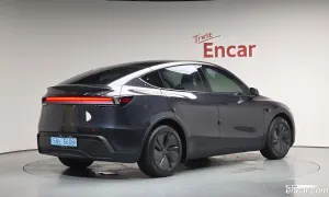 Tesla Model y RWD 2025