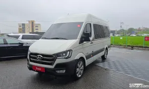 Hyundai Solati Luxury 15-seater 2021