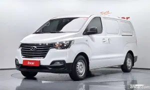 Hyundai Starex Style Van 3-Seater 2020