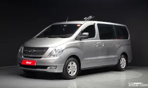 Hyundai Starex CVX Luxury 3-Seater VAN 2013