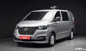 Hyundai Starex Modern Van 5-Seater 2020