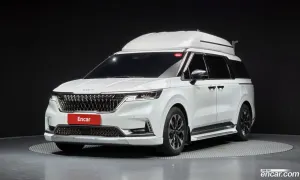Kia Canival Signature 9-Seater Hi-Limousine 2023