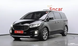 Kia Canival VIP 7-Seater Limousine 2018