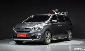 Kia Canival 9-seater Prestige 2015