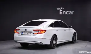 Honda Accord 2.0 Hybrid Touring 2022