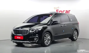 Kia Canival 9-seater Prestige 2014