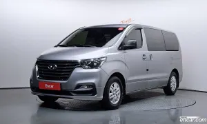 Hyundai Starex Smart Van 3-Seater 2020