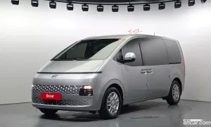 Hyundai Staria Modern Tourer 11-Seater 2023