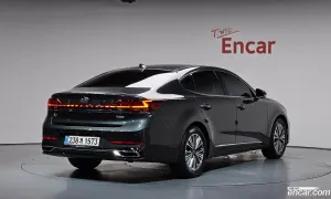 Kia K7 Prestige 2020