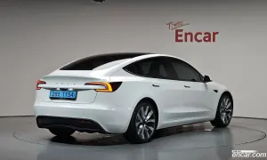 Tesla Model 3 RWD 2025