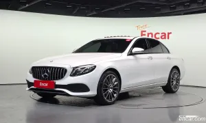 Mercedes-benz E-class E220d 4MATIC Avantgarde 2017