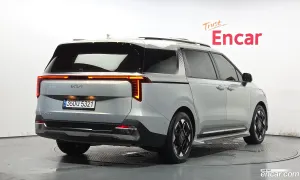 Kia Canival 9-Seater Signature 2024