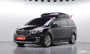 Kia Canival 9-seater Prestige 2017