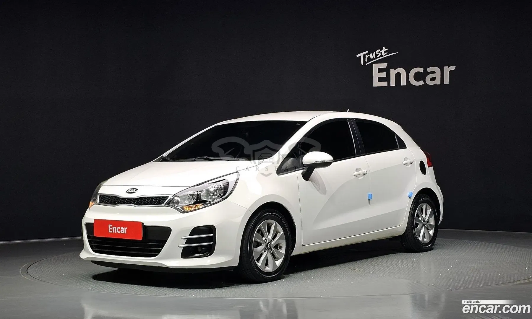 Kia Pride Luxury 5DR 1.6 GDI 2015