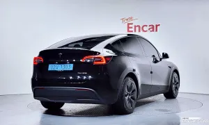 Tesla Model y Long Range AWD 2024