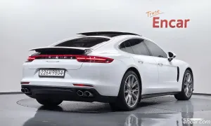 Porsche Panamera 3.0 AWD 2020