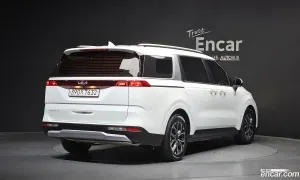 Kia Canival 9-Seater Prestige 2023
