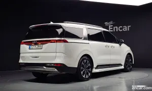 Kia Canival 7-Seater Signature 2023