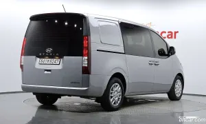 Hyundai Staria Modern Cargo 5-Seater 2022
