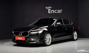 Volvo S90 D4 Momentum 2017
