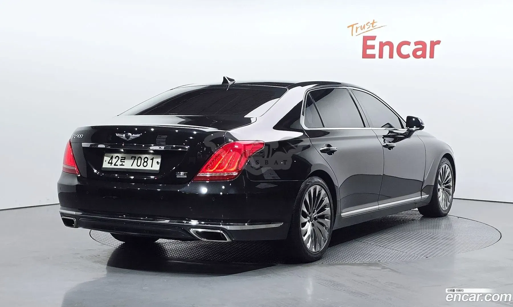 Genesis Eq900 Premiun Luxury 3.3 T-GDI AWD 2018