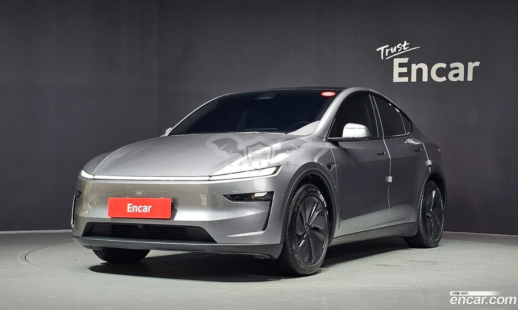 Tesla Model y Long Range AWD 2025