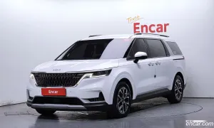 Kia Canival 9-Seater Prestige 2023