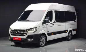 Hyundai Solati Luxury 15-seater 2025