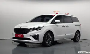 Kia Canival 9-Seater Luxury 2019
